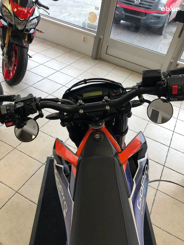 KTM SMC Image 5